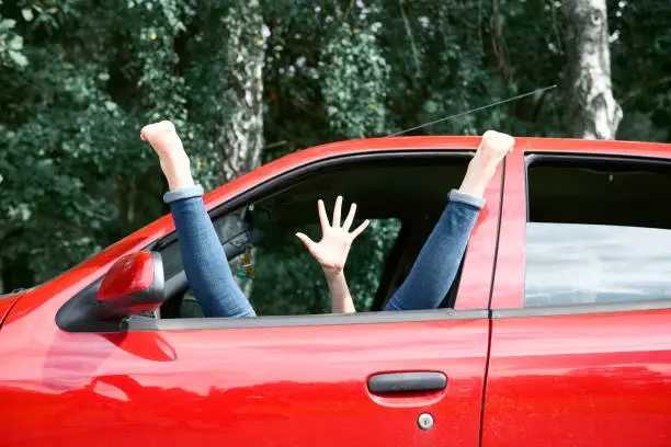 Legal complications of driving bare foot in Texas